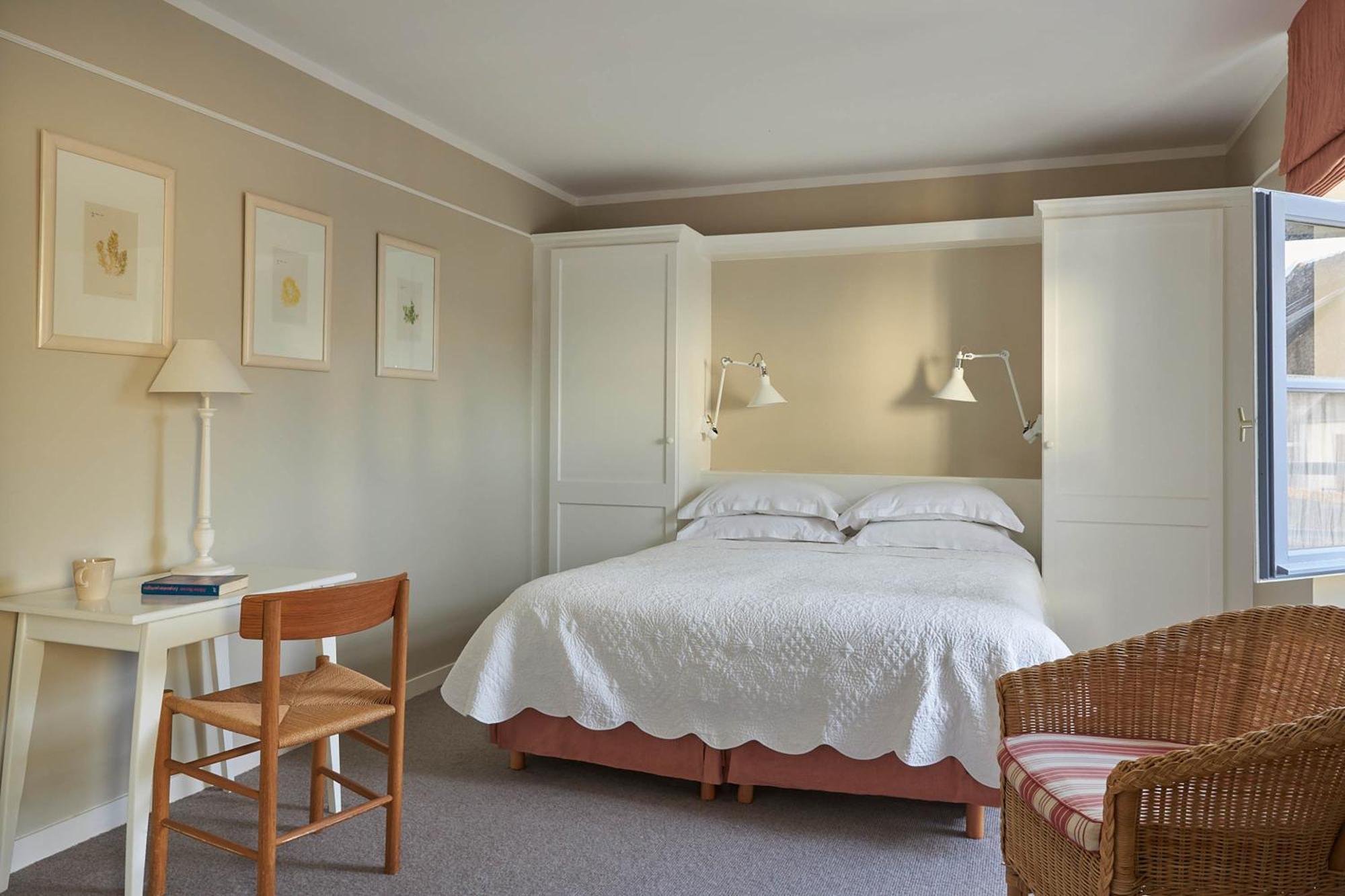 Le Grand Hotel Des Bains & Spa - Bretagne Locquirec Exterior foto