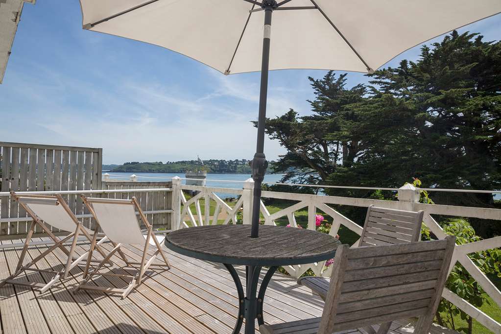 Le Grand Hotel Des Bains & Spa - Bretagne Locquirec Exterior foto